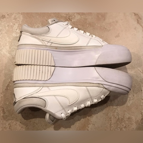 *NIKE* Court Legacy Lift Women's Triple White Platform Sneakers (Size 6.5) - Picture 6 of 16